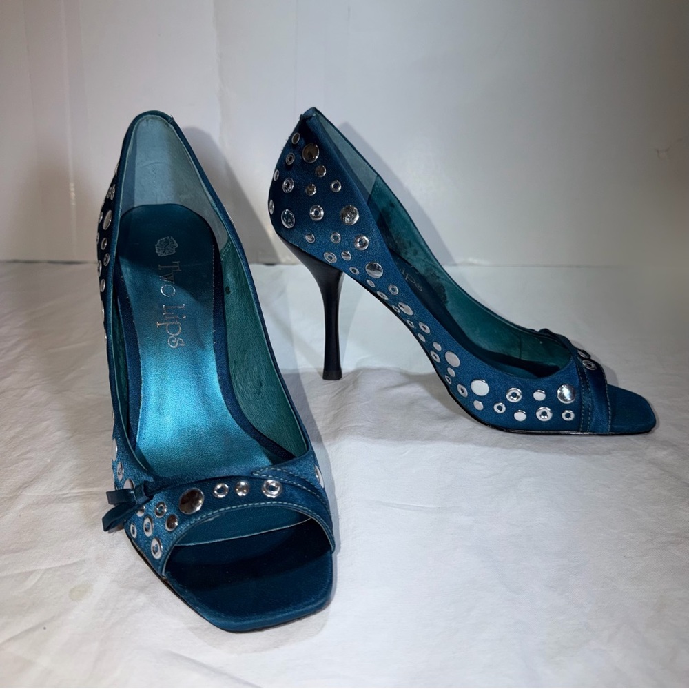 Two Lips Teal Peep Toe Heels with Metallic Studs